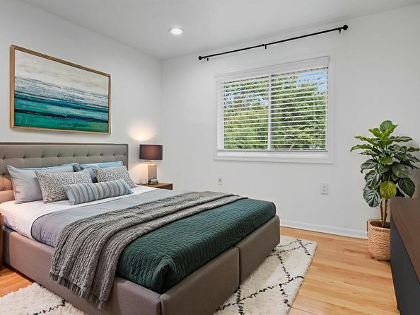 814 N Croydon Street, Sterling VA 20164