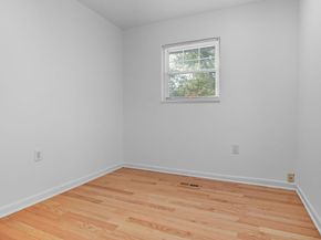 814 N Croydon Street, Sterling VA 20164