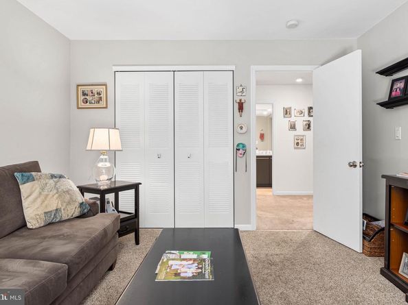 174 E Kenilworth Circle, Newtown Square PA 19073