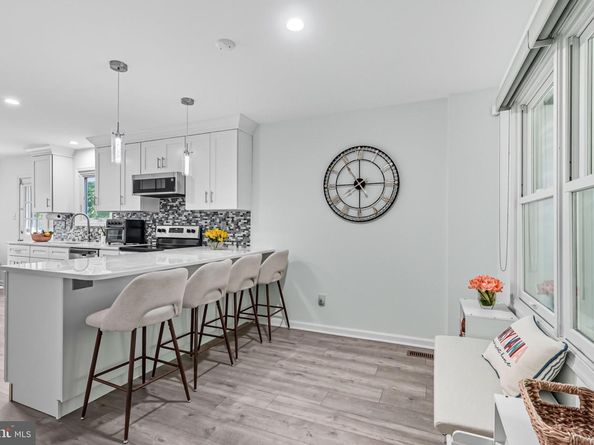 2433 Avon Road, Ardmore PA 19003