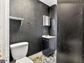 4914 Chestnut Street, Philadelphia PA 19139