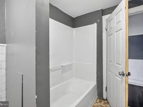 4914 Chestnut Street, Philadelphia PA 19139