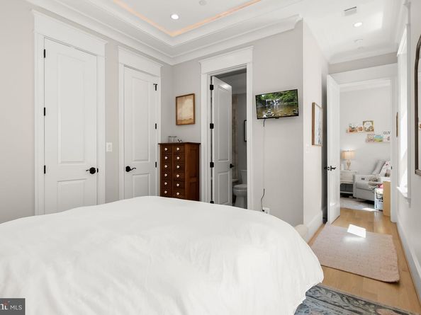 408 M Street NW 3, Washington DC 20001