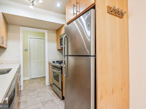 4970 Battery Lane 408, Bethesda MD 20814