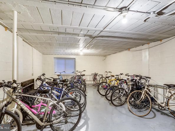 4970 Battery Lane 408, Bethesda MD 20814