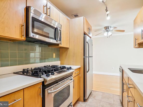 4970 Battery Lane 408, Bethesda MD 20814