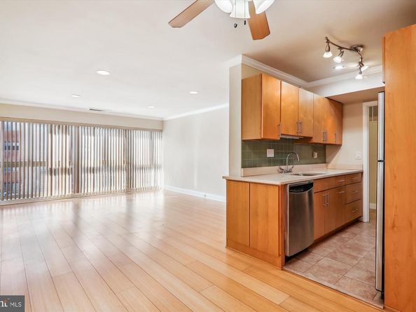 4970 Battery Lane 408, Bethesda MD 20814