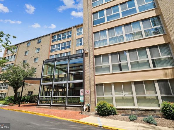 4970 Battery Lane 408, Bethesda MD 20814