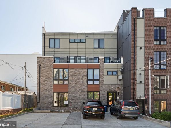 753 N 20TH Street 1, Philadelphia PA 19130