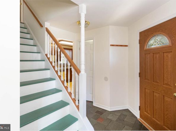 6835 Martins Mill Road, Philadelphia PA 19111