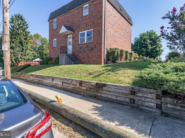 6835 Martins Mill Road, Philadelphia PA 19111