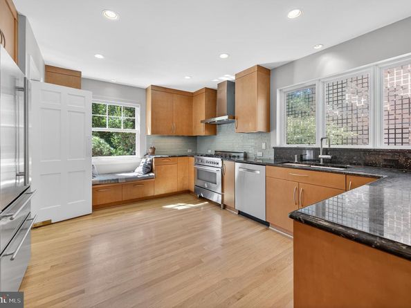 3137 Aberfoyle Place NW, Washington DC 20015