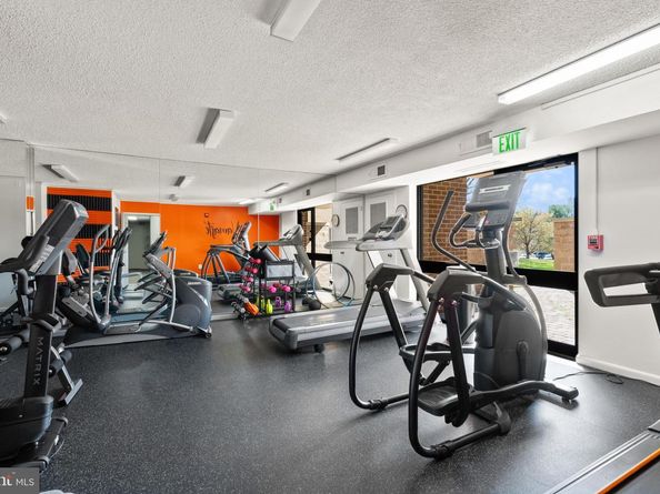 200 N Pickett Street N 1515, Alexandria VA 22304
