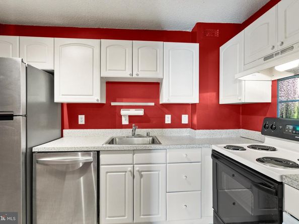 200 N Pickett Street N 1515, Alexandria VA 22304