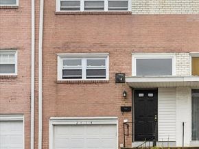 2115 Ravenwood Road, Folcroft PA 19032