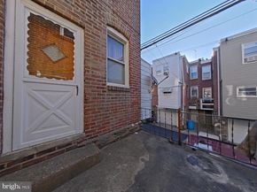 5929 N Leithgow Street, Philadelphia PA 19120