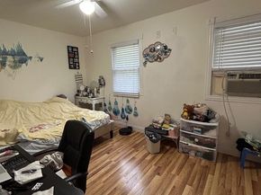 1341 Tyson Avenue, Philadelphia PA 19111