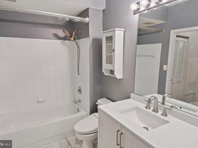 5116 Donovan Drive 105, Alexandria VA 22304