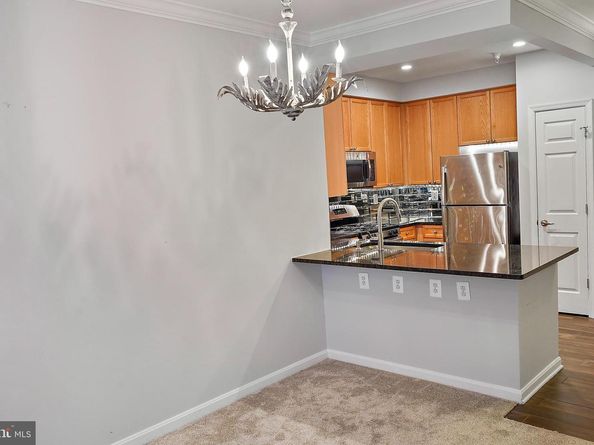 5116 Donovan Drive 105, Alexandria VA 22304