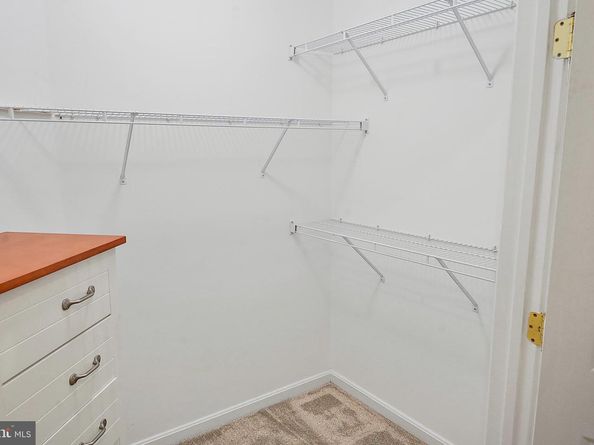 5116 Donovan Drive 105, Alexandria VA 22304
