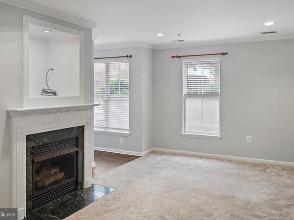 5116 Donovan Drive 105, Alexandria VA 22304