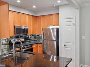 5116 Donovan Drive 105, Alexandria VA 22304