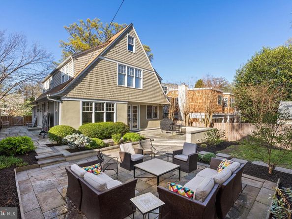 3318 Quesada Street NW, Washington DC 20015