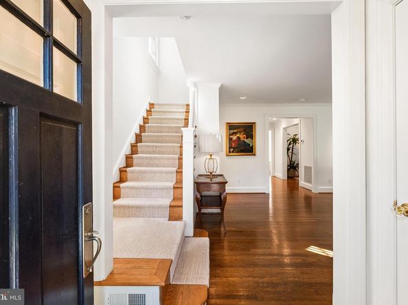 3318 Quesada Street NW, Washington DC 20015