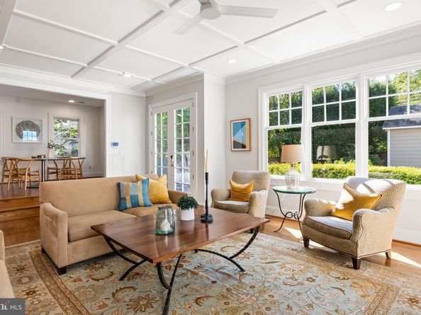 3318 Quesada Street NW, Washington DC 20015