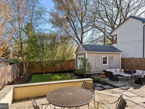 3318 Quesada Street NW, Washington DC 20015