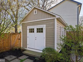 3318 Quesada Street NW, Washington DC 20015
