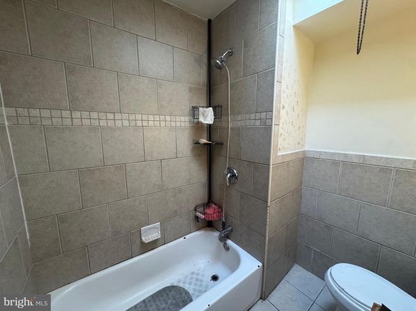 218 E Roosevelt Boulevard, Philadelphia PA 19120