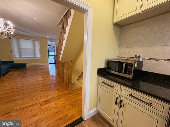 2251 S Hemberger Street, Philadelphia PA 19145