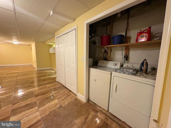 2251 S Hemberger Street, Philadelphia PA 19145