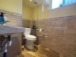 2251 S Hemberger Street, Philadelphia PA 19145