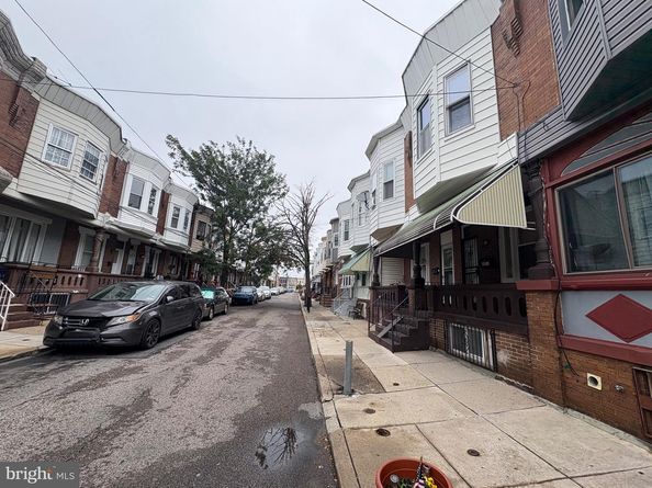 2251 S Hemberger Street, Philadelphia PA 19145