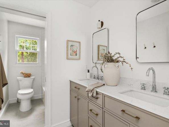 9225 Laurel Oak Drive, Bethesda MD 20817