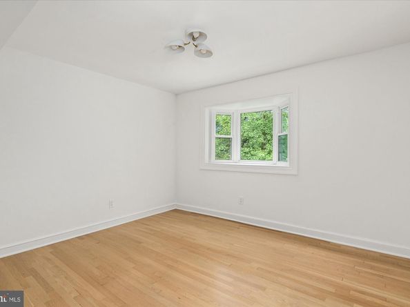 9225 Laurel Oak Drive, Bethesda MD 20817