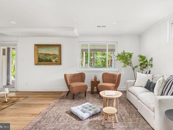 9225 Laurel Oak Drive, Bethesda MD 20817