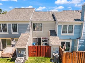 46703 Atwood Square, Sterling VA 20164