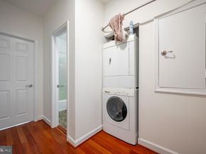 275 S Pickett Street 201, Alexandria VA 22304