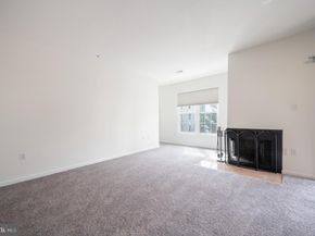 275 S Pickett Street 201, Alexandria VA 22304