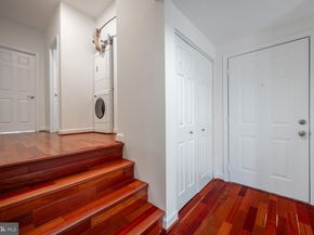 275 S Pickett Street 201, Alexandria VA 22304