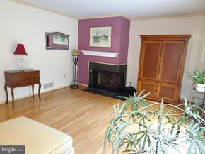 1102 Seminole Gardens, Ambler PA 19002