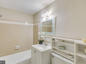 1200 S Arlington Ridge Road 305, Arlington VA 22202