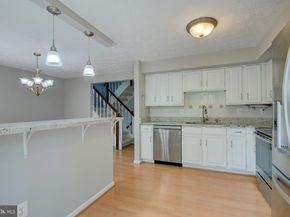 1552 Poplar Grove Drive, Reston VA 20194