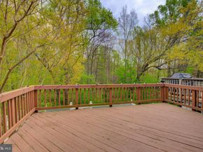 1552 Poplar Grove Drive, Reston VA 20194