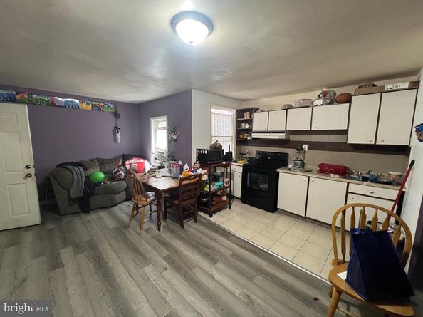 429 W Ashdale Street, Philadelphia PA 19120