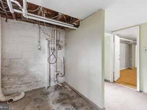 629 S Adams Street, Arlington VA 22204