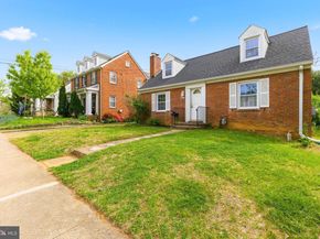 629 S Adams Street, Arlington VA 22204